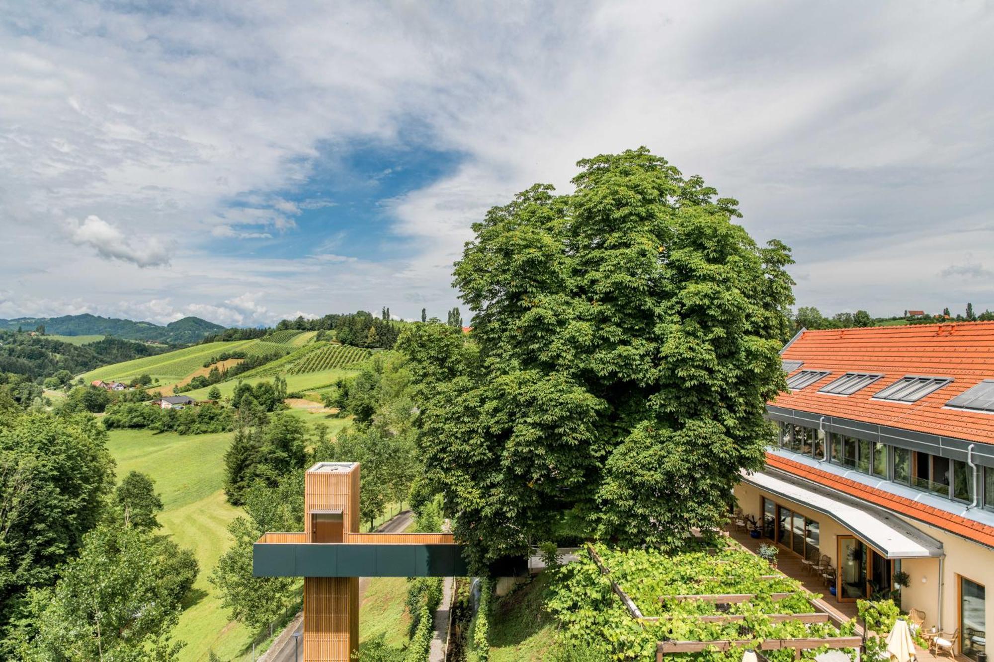 Landgut Am Poessnitzberg Hotel Leutschach Exterior foto